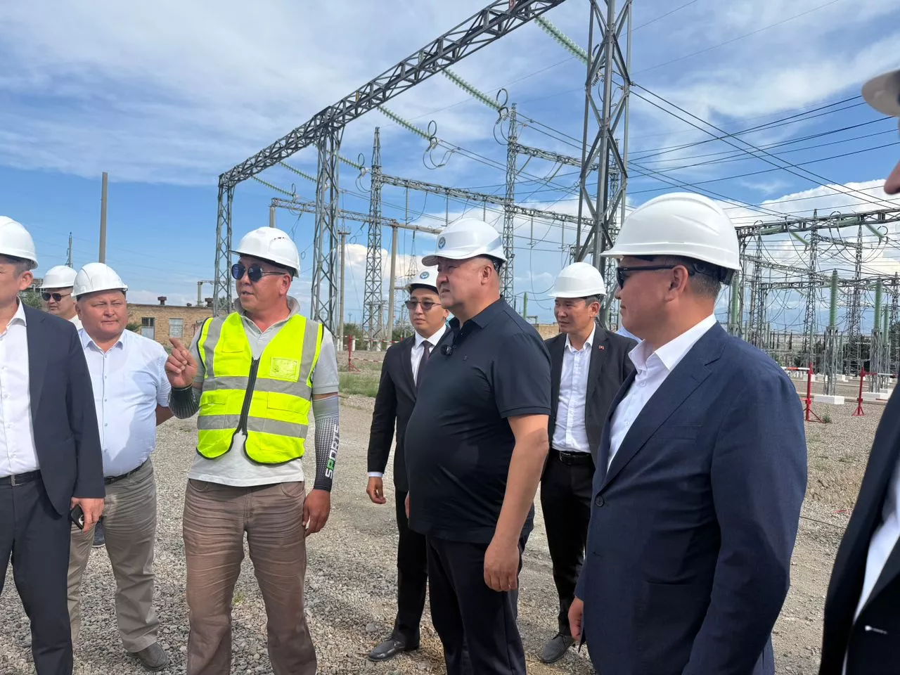 Kyrgyzstan moves ahead with solar energy grid connection projects
