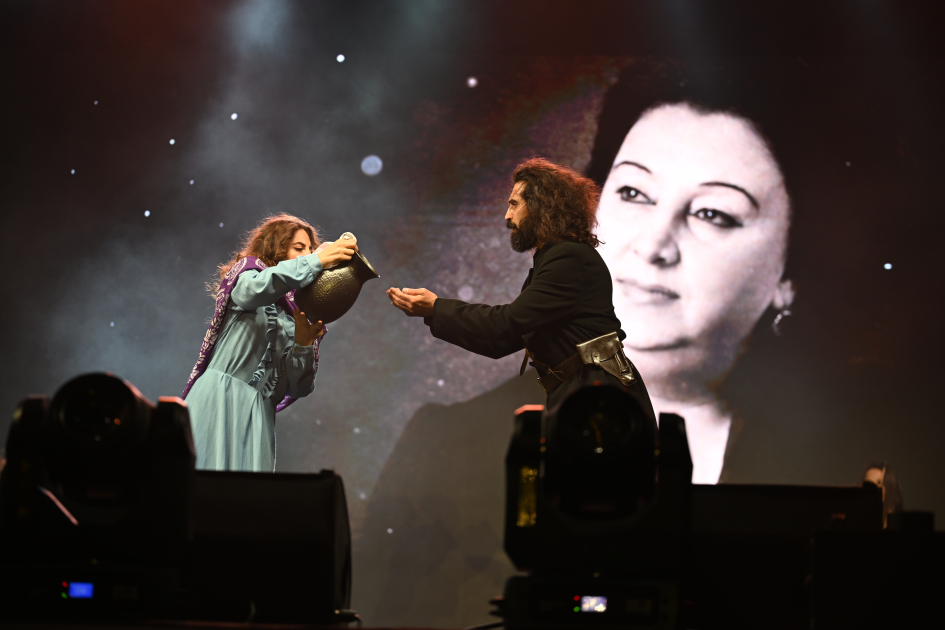 Baku hosts festive concert marking National Salvation Day (PHOTO/VIDEO)