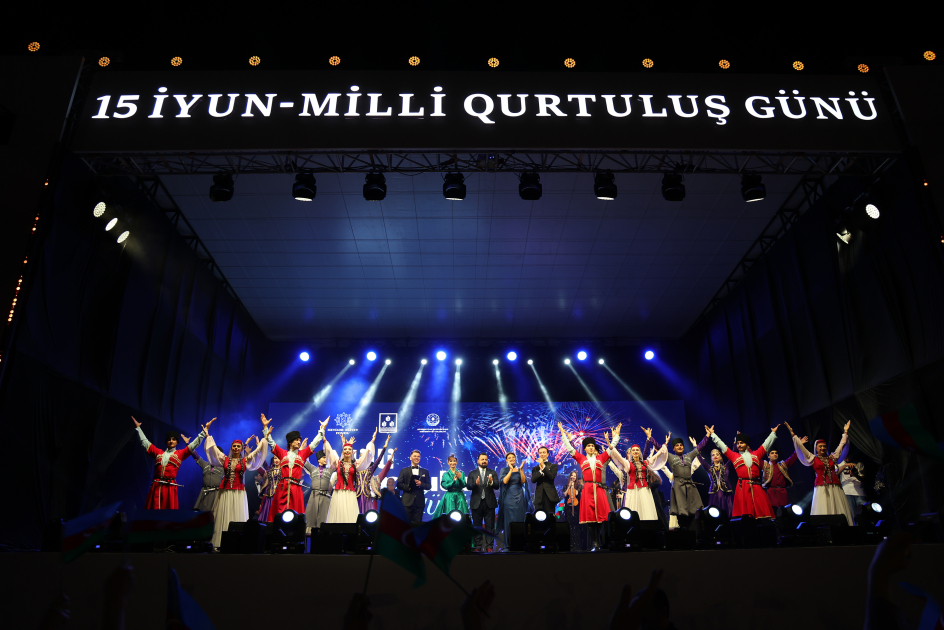Baku hosts festive concert marking National Salvation Day (PHOTO/VIDEO)