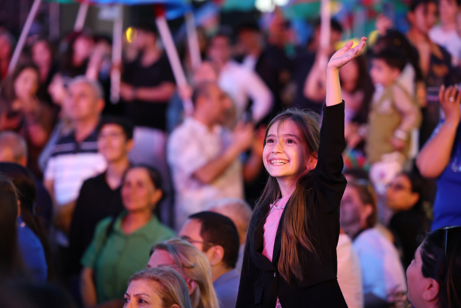 Baku hosts festive concert marking National Salvation Day (PHOTO/VIDEO)