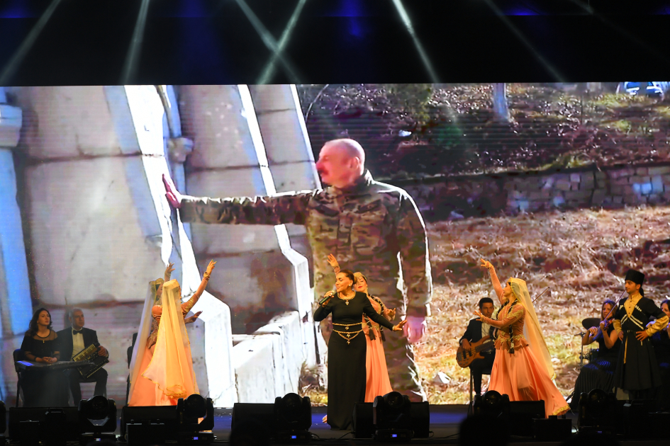 Baku hosts festive concert marking National Salvation Day (PHOTO/VIDEO)