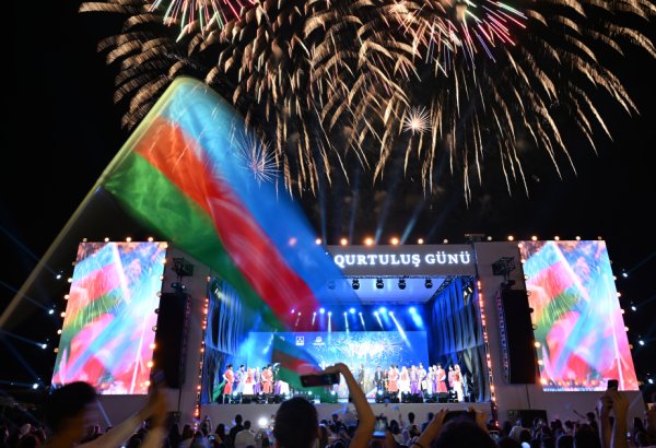 Baku hosts festive concert marking National Salvation Day (PHOTO/VIDEO)