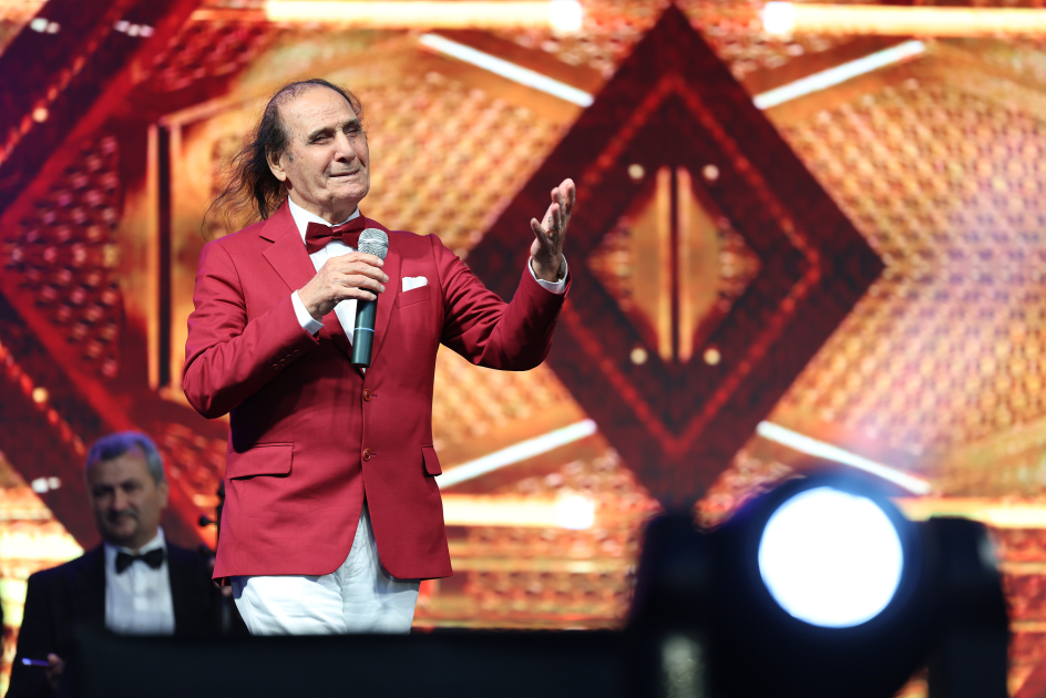 Baku hosts festive concert marking National Salvation Day (PHOTO/VIDEO)