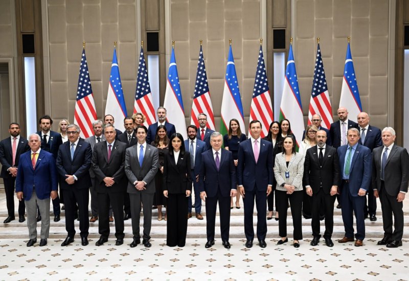 President Mirziyoyev meets U.S. business leaders ahead of Tashkent Investment Forum