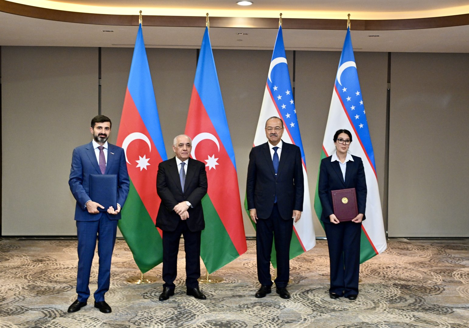 Azerbaijan and Uzbekistan sign bilateral documents in Tashkent (PHOTO)