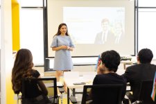 LANDAU School students participated in the internship program at Yelo Bank (PHOTO)