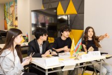 LANDAU School students participated in the internship program at Yelo Bank (PHOTO)