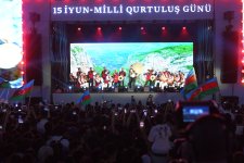 Baku hosts festive concert marking National Salvation Day (PHOTO/VIDEO)
