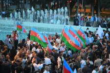 Baku hosts festive concert marking National Salvation Day (PHOTO/VIDEO)