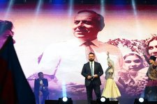 Baku hosts festive concert marking National Salvation Day (PHOTO/VIDEO)