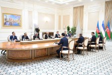 Azerbaijan's prime minister meets with President of Uzbekistan (PHOTO)