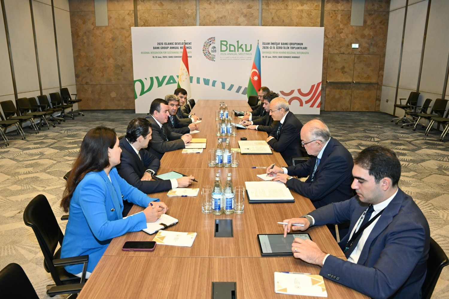 Azerbaijan and Tajikistan brainstorm economic synergy growth prospects (PHOTO)