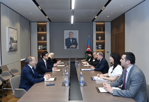 Azerbaijan and U.S. discuss future development prospects of relations (PHOTO)