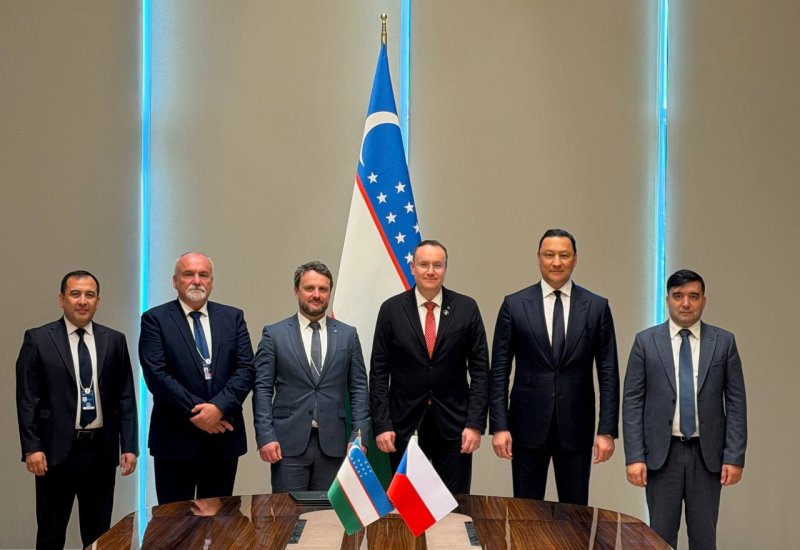 Uzbekistan Railways, Škoda Transportation sign contract for 10 electric trains