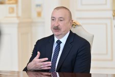 President Ilham Aliyev receives Member of U.S. House of Representatives (PHOTO/VIDEO)