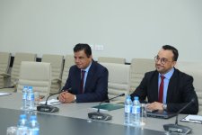 Azerbaijan's MEDIA and Union of OIC News Agencies discuss cooperation (PHOTO)