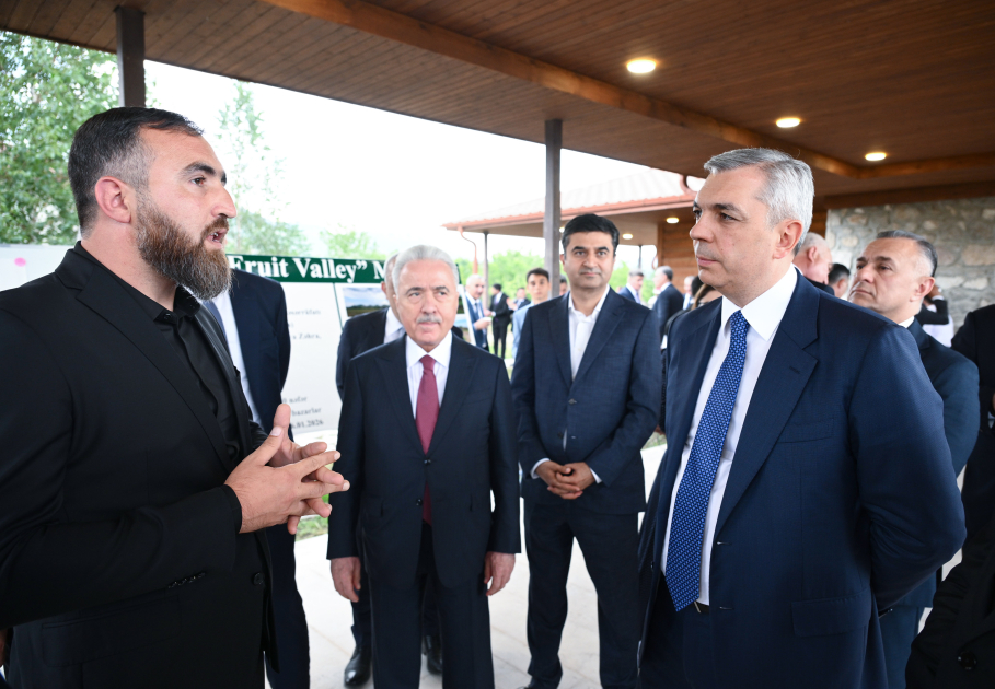 Participants of Coordination Headquarters meeting view intensive horticulture farms in Khojaly district (PHOTO)