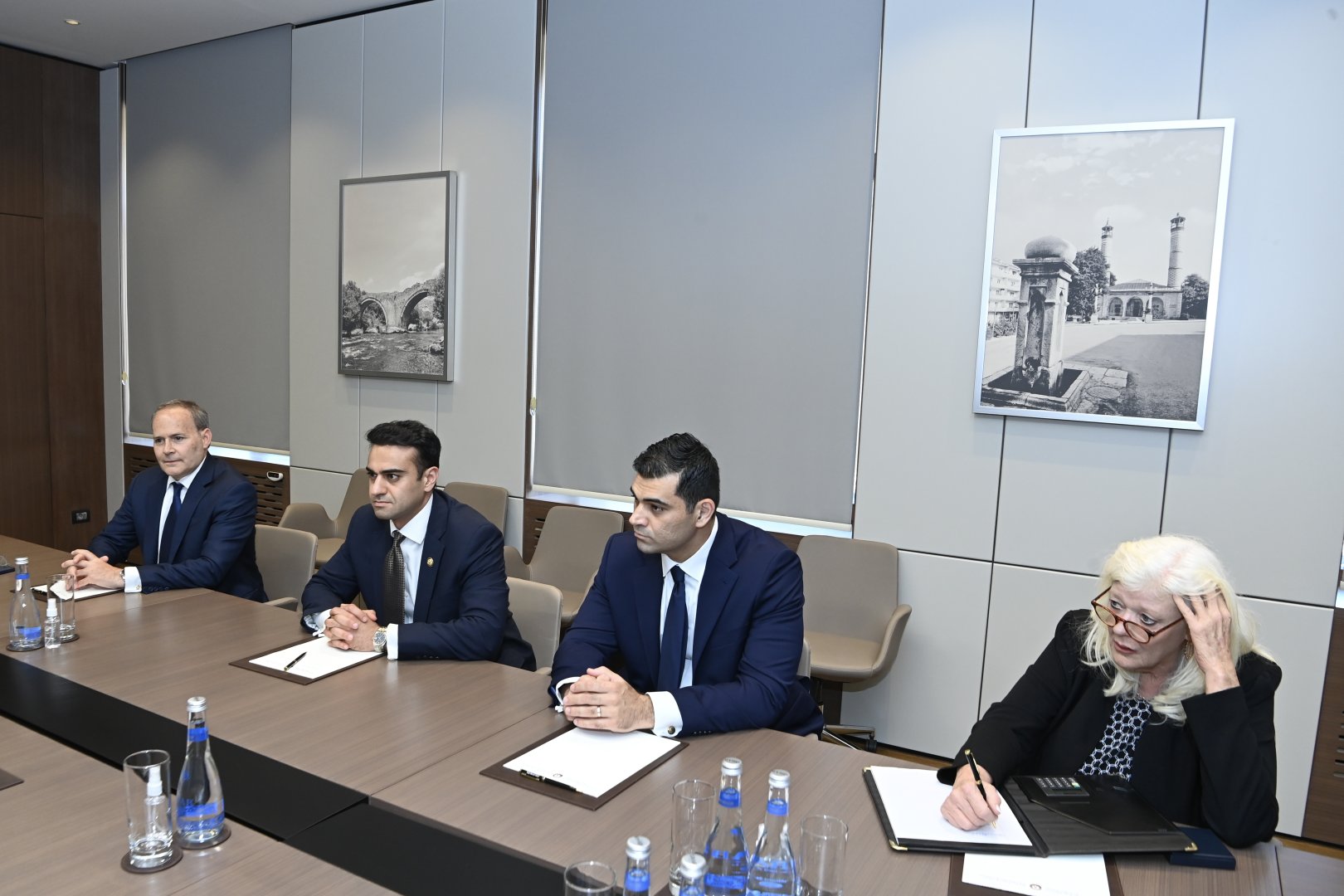 Azerbaijan and U.S. discuss future development prospects of relations (PHOTO)