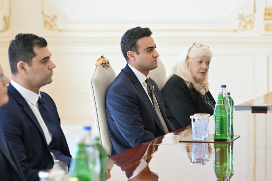 President Ilham Aliyev receives Member of U.S. House of Representatives (PHOTO/VIDEO)