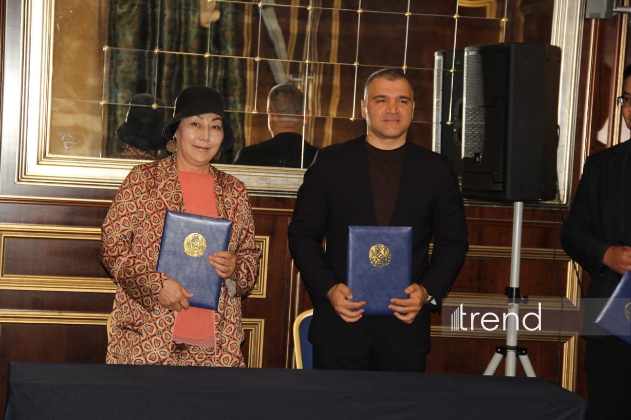 Azerbaijan and Kazakhstan sign agreements to expand tourism in Shymkent (PHOTO)
