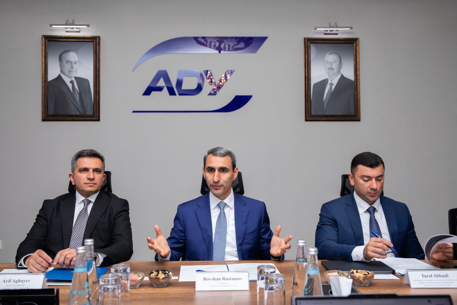 Azerbaijan Railways, AIIB discuss future cooperation (PHOTO)