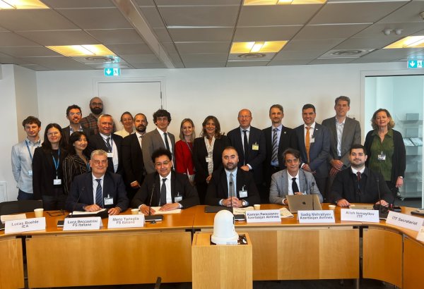 Azerbaijan shares transport and aviation experience at International Transport Forum seminars in Paris (PHOTO)