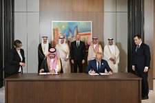 President Ilham Aliyev receives delegation of heads of member institutions of Arab Coordination Group (PHOTO)