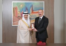 President Ilham Aliyev receives delegation of heads of member institutions of Arab Coordination Group (PHOTO)
