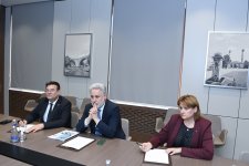 Azerbaijan, Romania parley regional security issues (PHOTO)