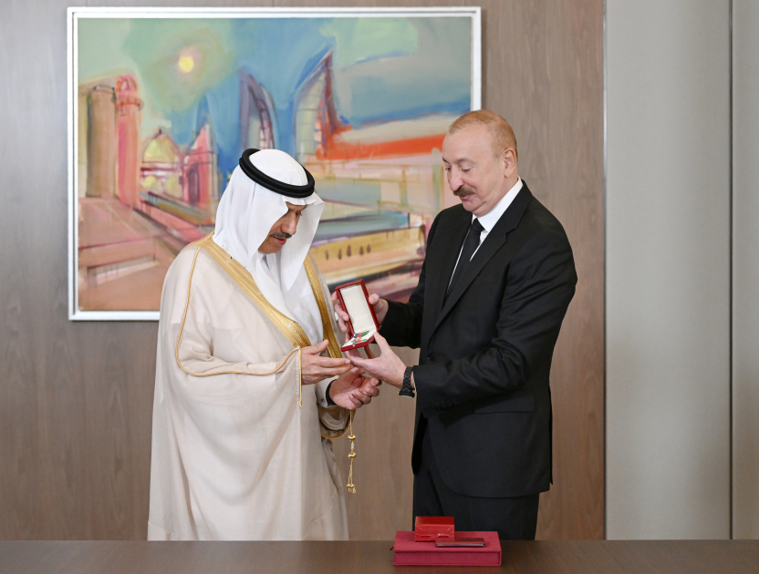 President Ilham Aliyev receives delegation of heads of member institutions of Arab Coordination Group (PHOTO)
