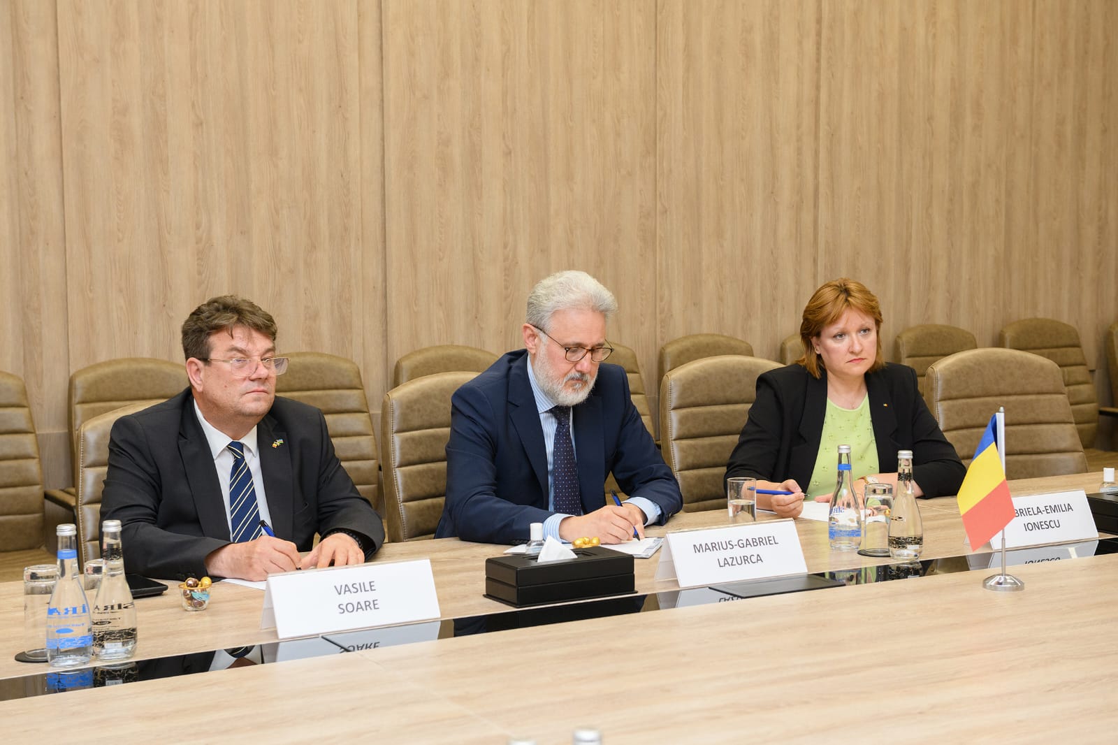 Azerbaijan and Romania review сooperation issues on digitalization (PHOTO)