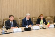Azerbaijan and Romania review сooperation issues on digitalization (PHOTO)