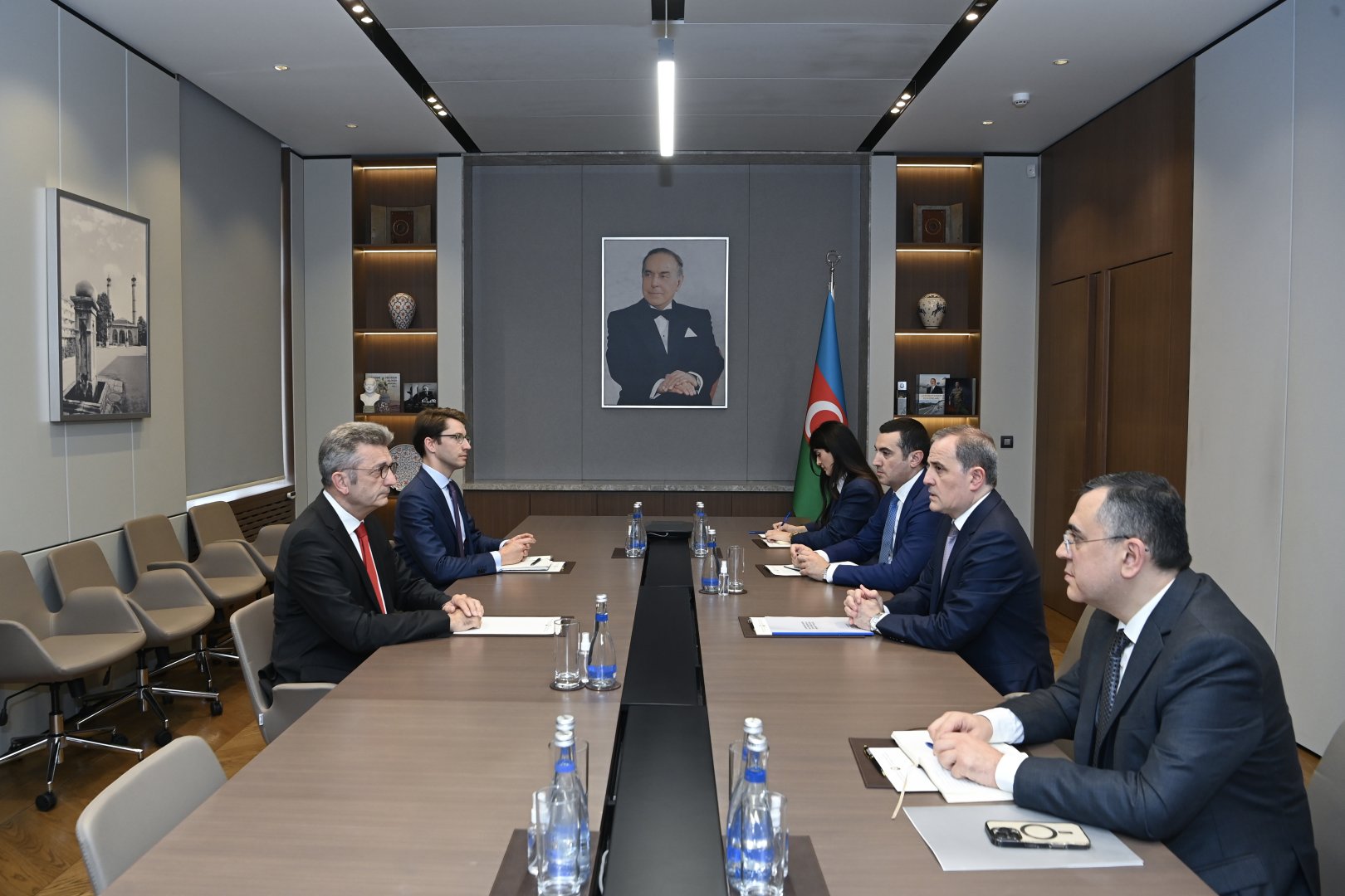 Azerbaijani foreign minister receives German ambassador (PHOTO)