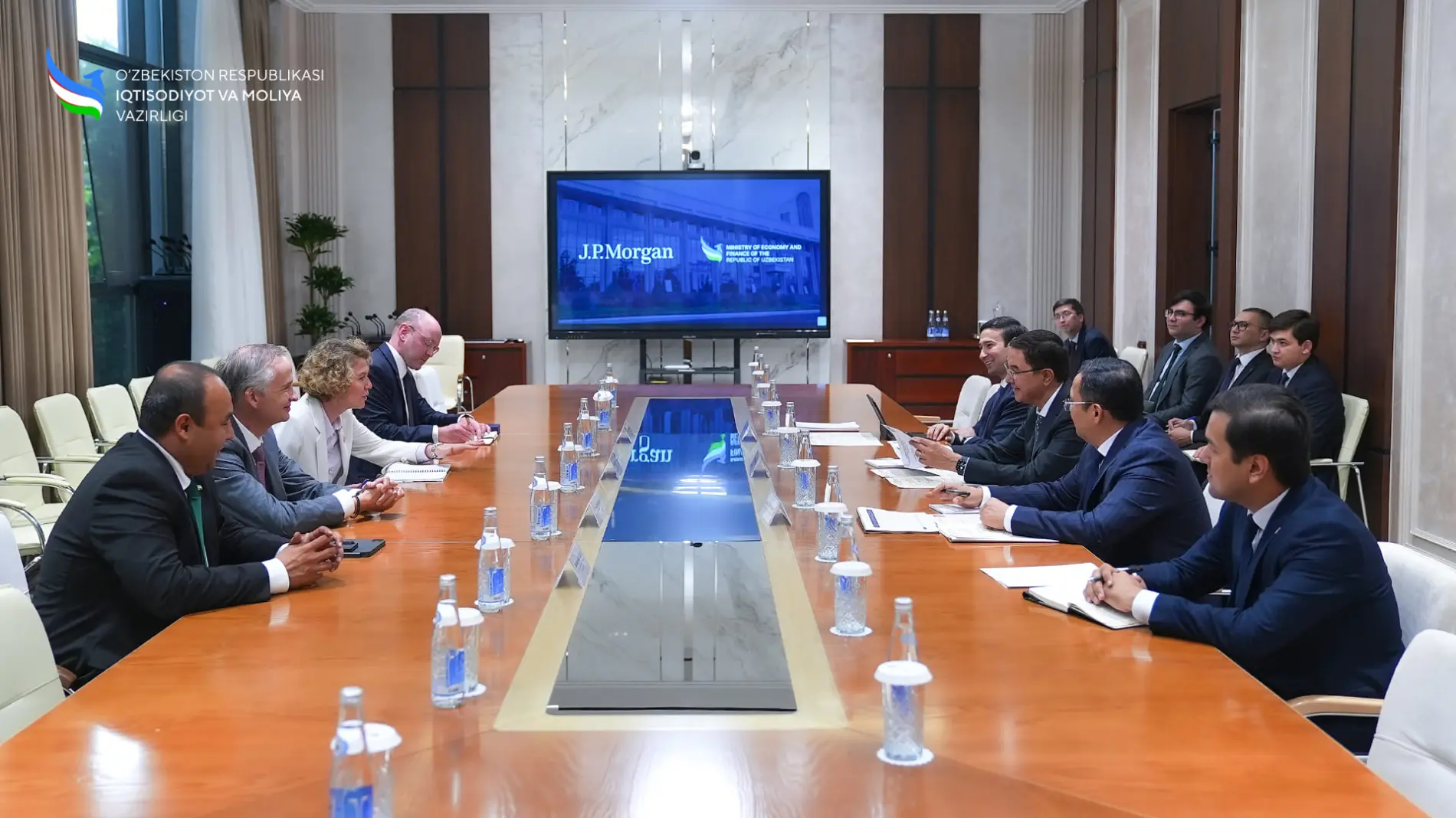 Uzbekistan, JPMorgan discuss economic reforms and capital market development