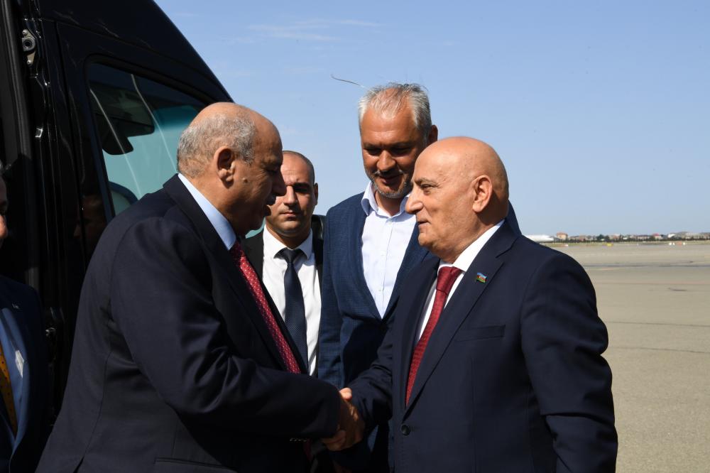 Speaker of Jordanian Parliament arrives in Azerbaijan (PHOTO)
