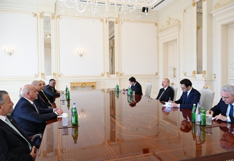 President Ilham Aliyev receives delegation from House of Representatives of Hashemite Kingdom of Jordan (PHOTO)