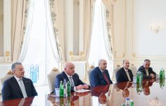 President Ilham Aliyev receives delegation of House of Representatives of Hashemite Kingdom of Jordan (PHOTO)
