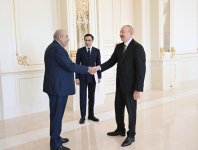 President Ilham Aliyev receives delegation of House of Representatives of Hashemite Kingdom of Jordan (PHOTO)