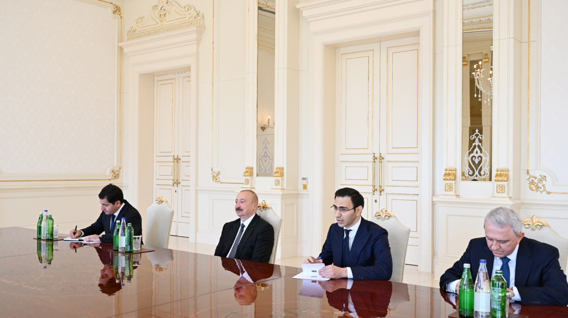 President Ilham Aliyev receives delegation of House of Representatives of Hashemite Kingdom of Jordan (PHOTO)