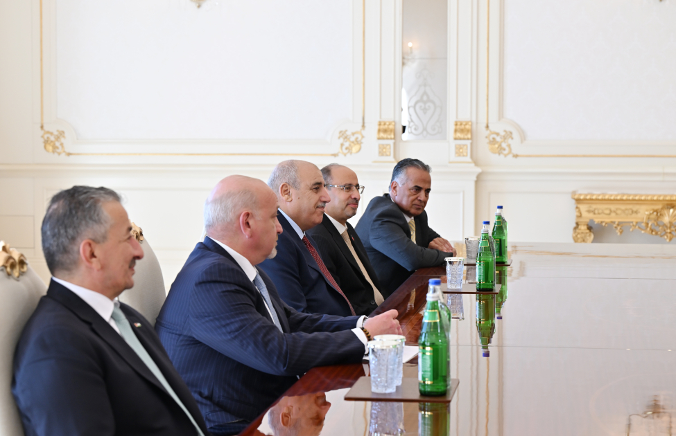 President Ilham Aliyev receives delegation of House of Representatives of Hashemite Kingdom of Jordan (PHOTO)
