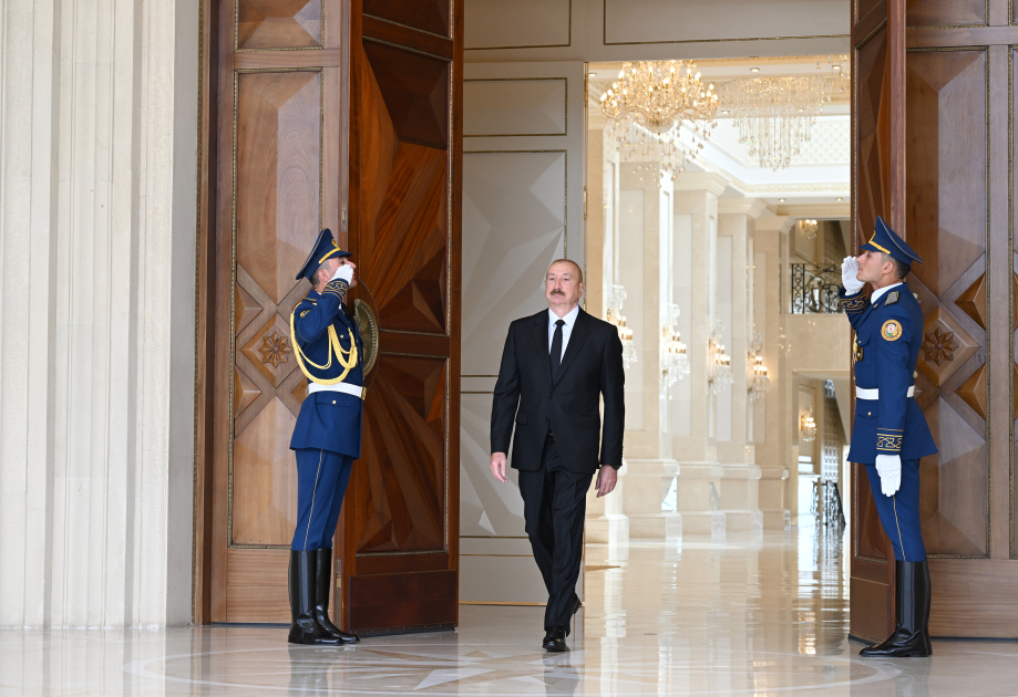 Baku hosts official welcome ceremony for President of Turkmenistan (PHOTO)