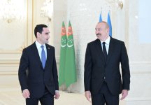Baku hosts official welcome ceremony for President of Turkmenistan (PHOTO)