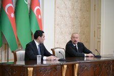Presidents Ilham Aliyev and President of Turkmenistan delivered press statements (PHOTO)
