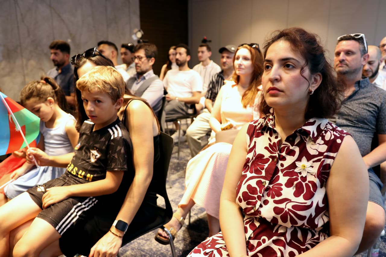 Azerbaijani community holds productive discussions in Slovenia (PHOTO)