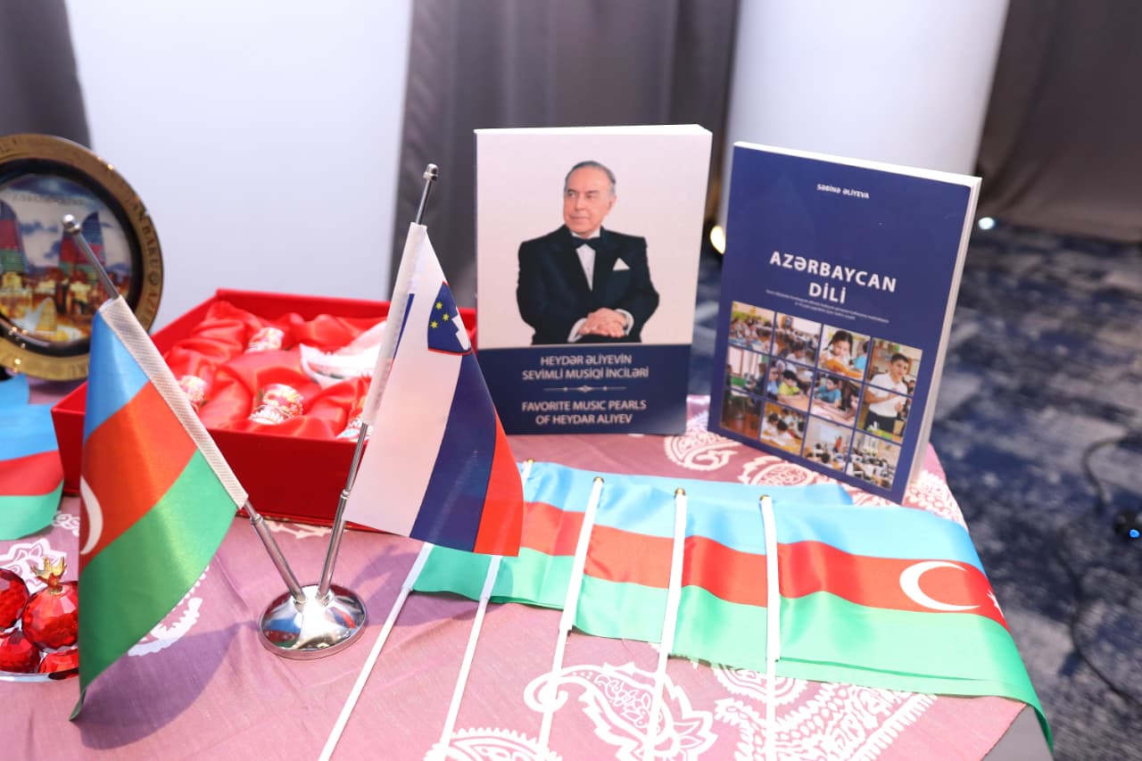 Azerbaijani community holds productive discussions in Slovenia (PHOTO)