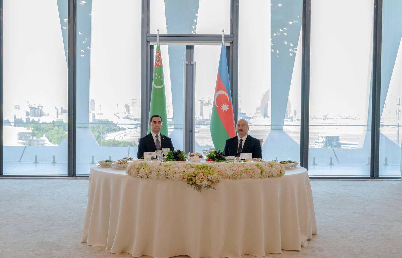 State banquet hosted on behalf of President Ilham Aliyev in honor of President of Turkmenistan (PHOTO/VIDEO)