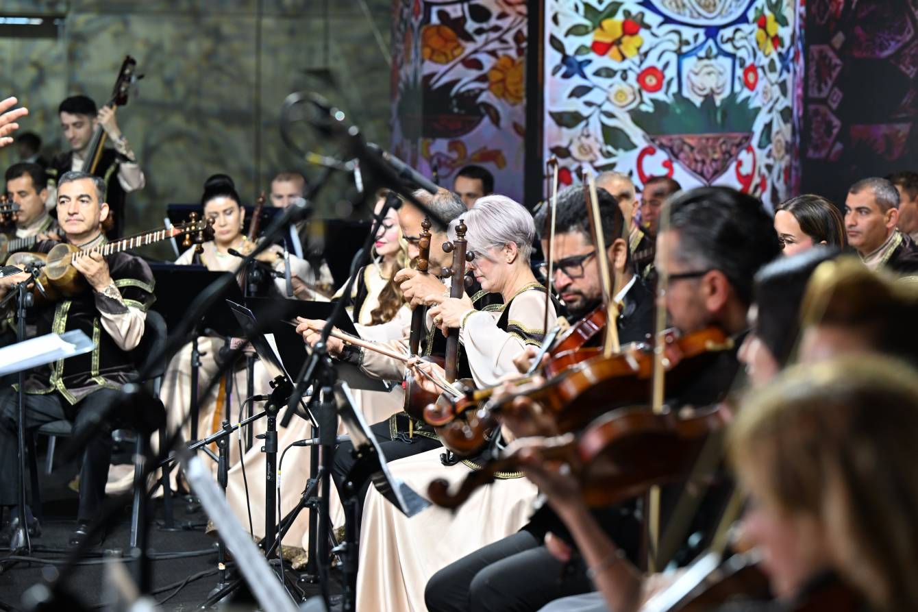State banquet hosted on behalf of President Ilham Aliyev in honor of President of Turkmenistan (PHOTO/VIDEO)