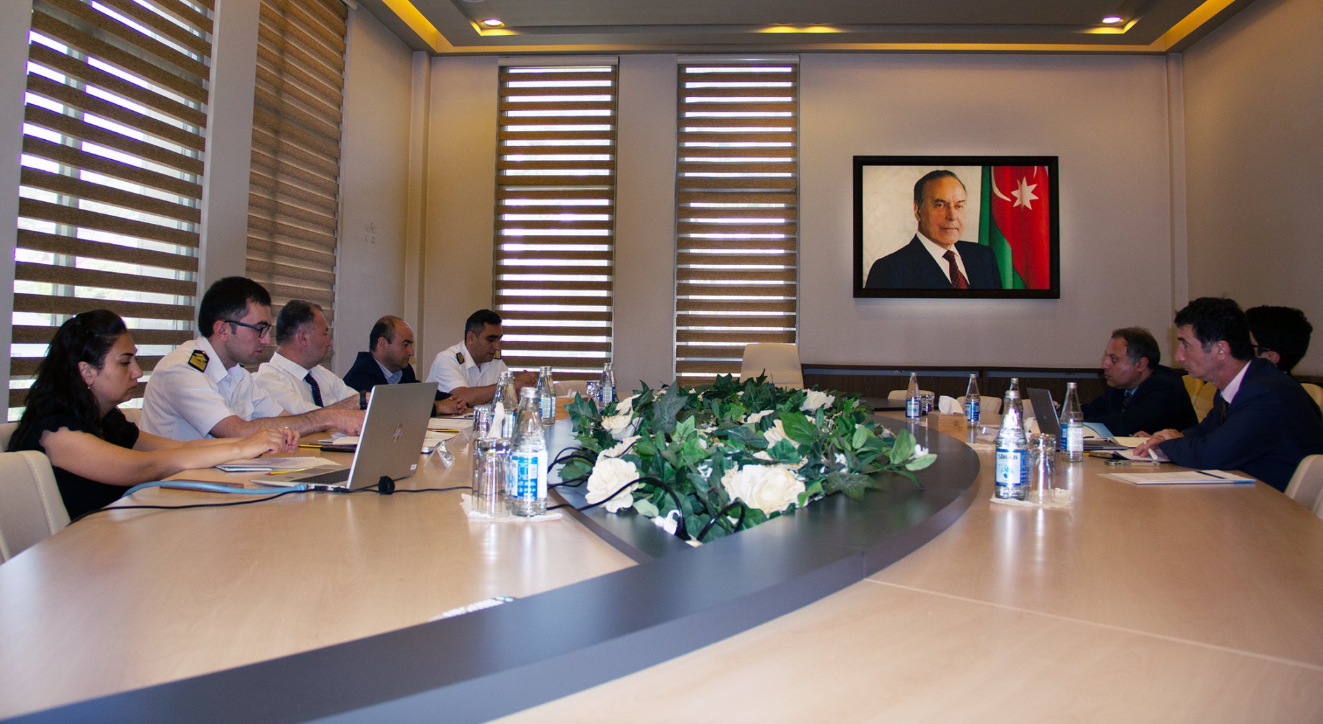 Azerbaijan's State Maritime and Port Agency hosts meeting with ILO representatives (PHOTO)