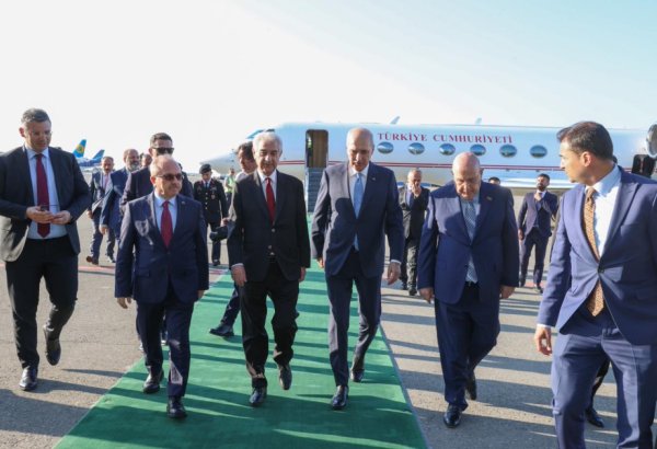 Speaker of Turkish Grand National Assembly arrives in Azerbaijan on working visit (PHOTO)
