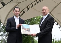 President Ilham Aliyev gifts President of Turkmenistan a Garabagh horse (PHOTO)